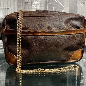 Authentic Louis Vuitton Vintage Monogram Compiegne Cosmetic Bag